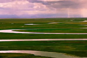 新疆人文风景天山脉天池民族维族骏马雪山航拍宣传片实拍视频素材